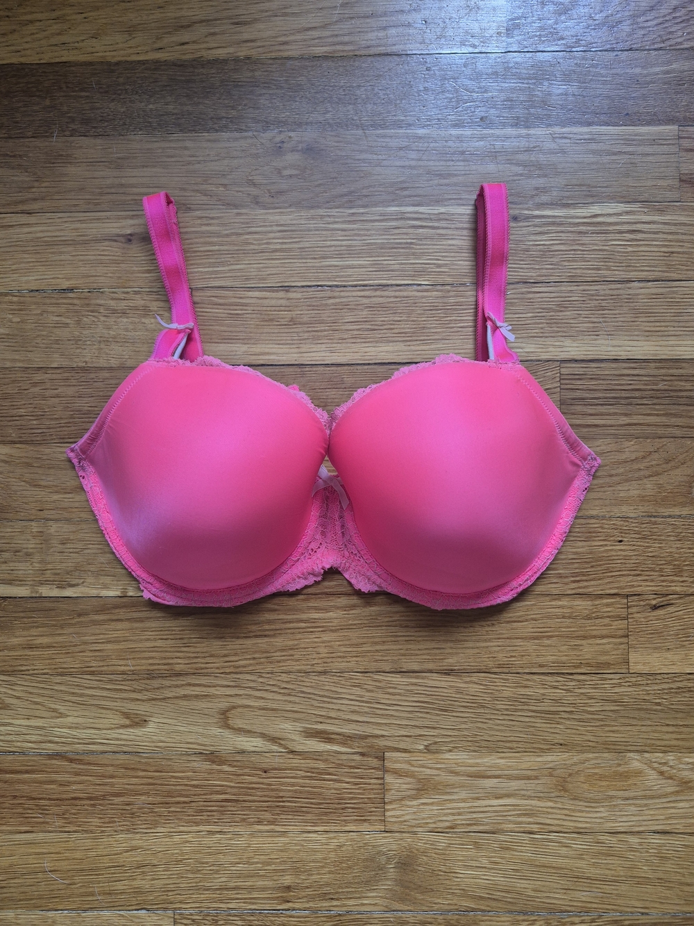 Victoria Secret Hot Neon Pink Lace-Trim Push Up Bra Size 36DDD 36F